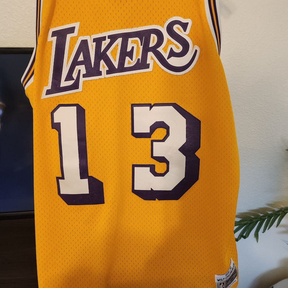 Mitchell & Ness Lakers Gold Jersey